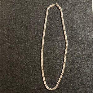 Elegant 925 Silver 18” Cuban Link Necklace